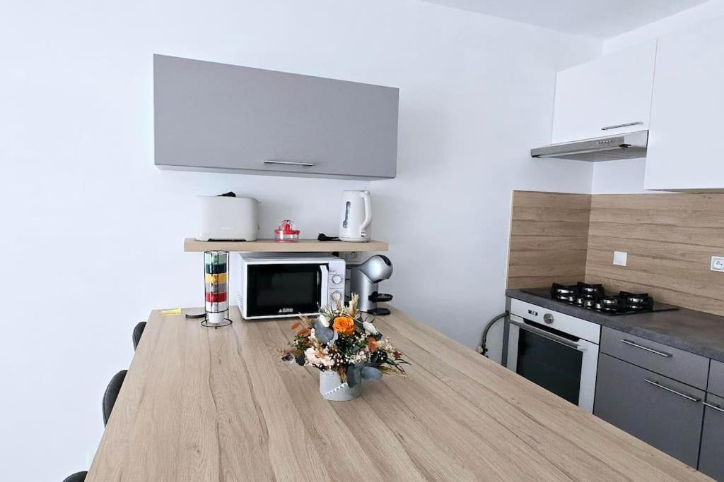 Apartamento Le Jeremy Avec Parking Souterrain Thonon-les-Bains Exterior foto